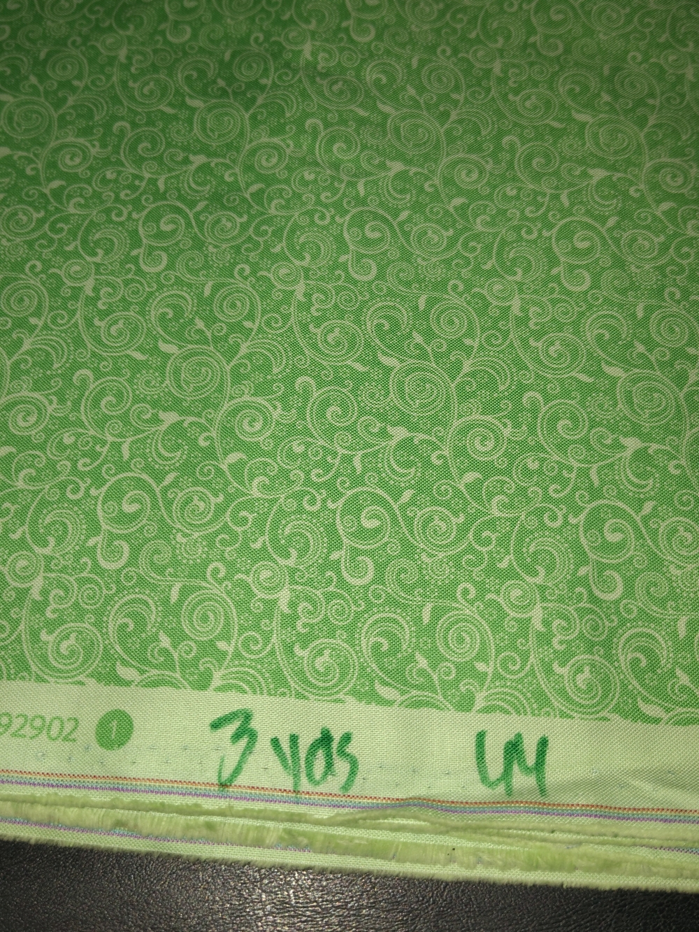 Light Green Swirl Tonal 92902 Fabric Cotton 3 Yd By 44 W